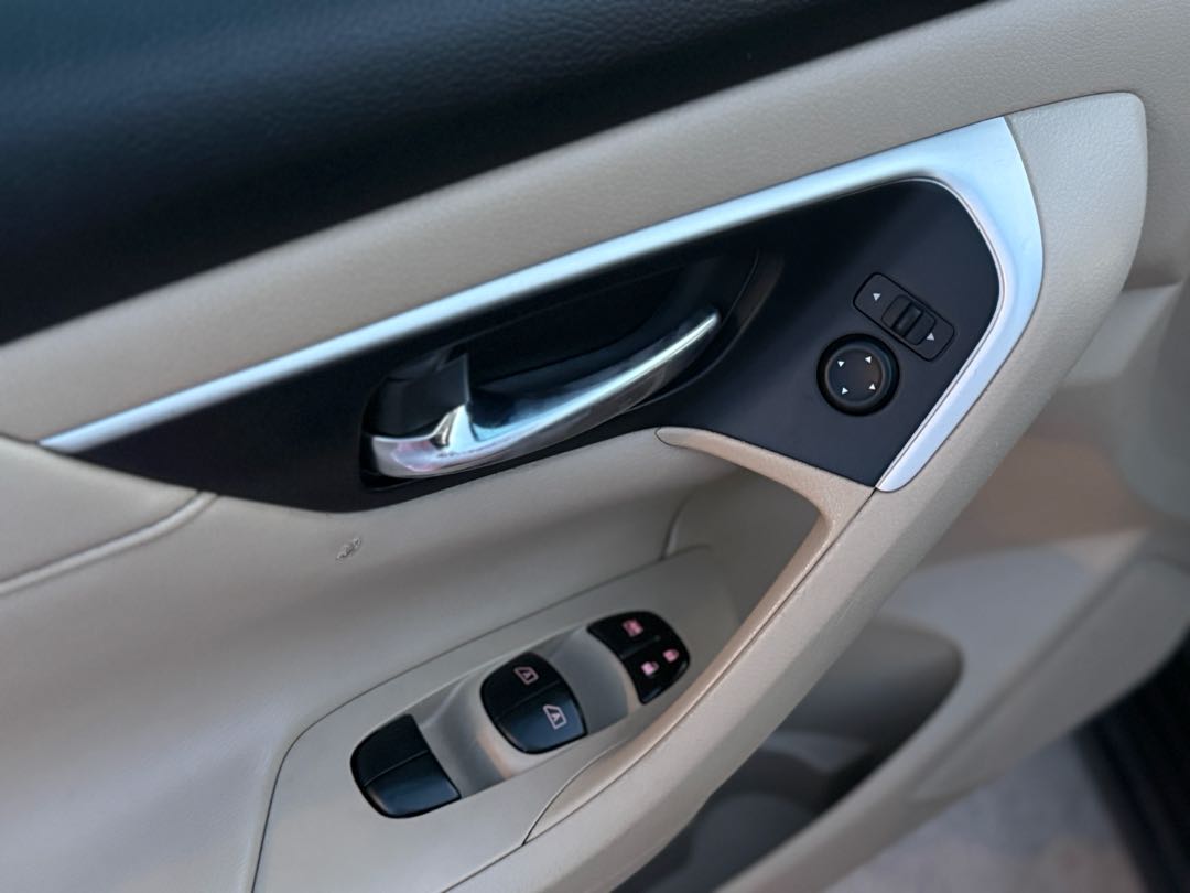 Car Image 2018 NISSAN ALTIMA SL