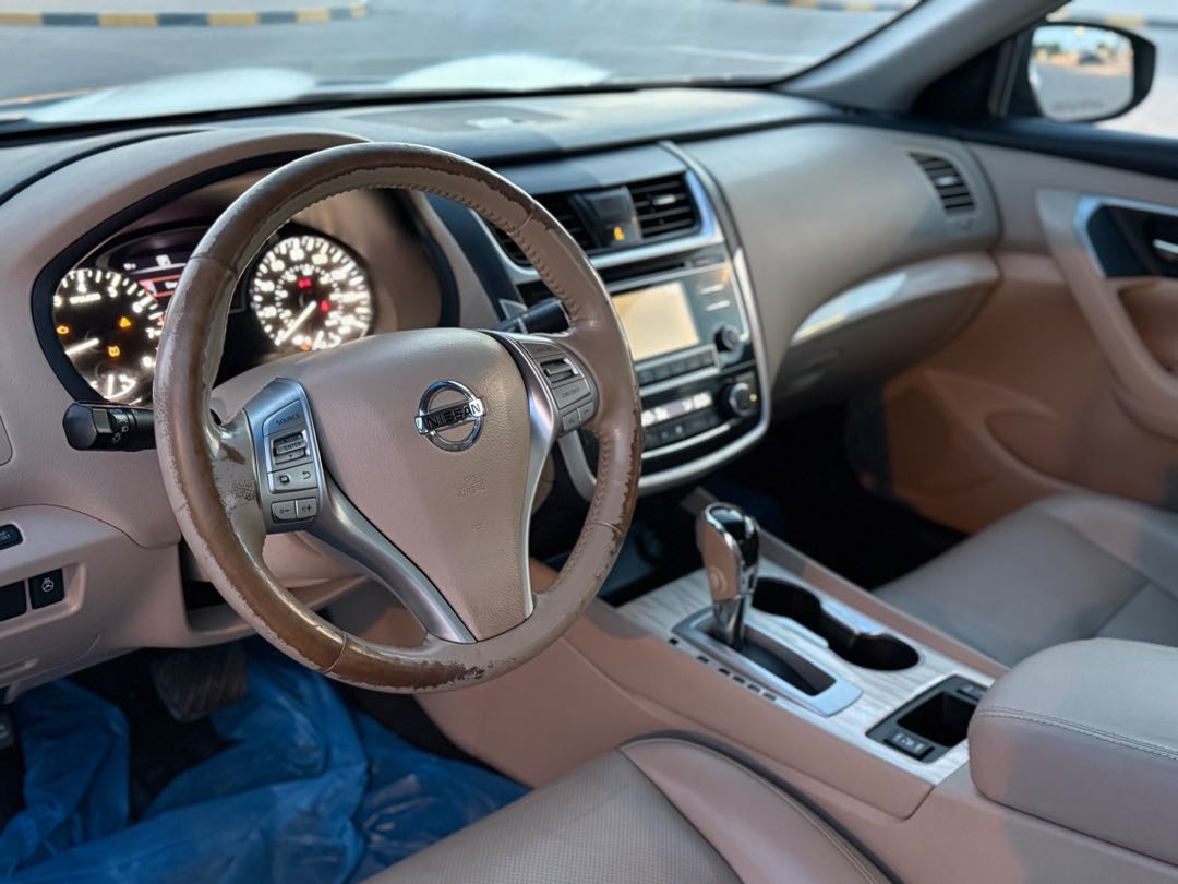 Car Image 2018 NISSAN ALTIMA SL