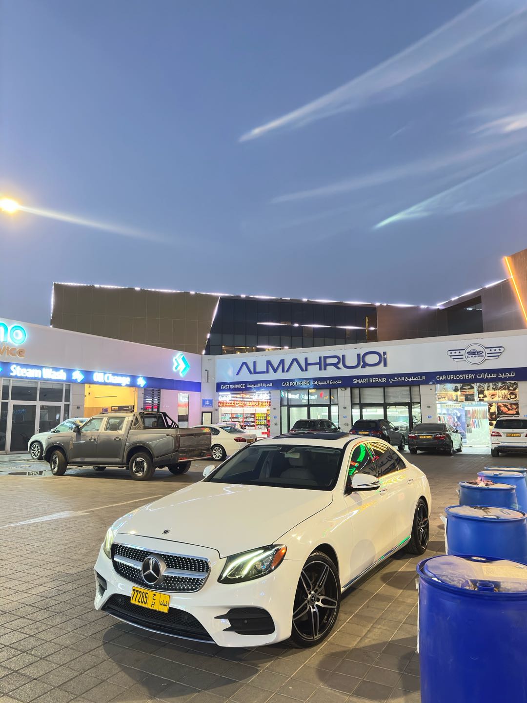 Car Image 2019 MERCEDES E Class 300