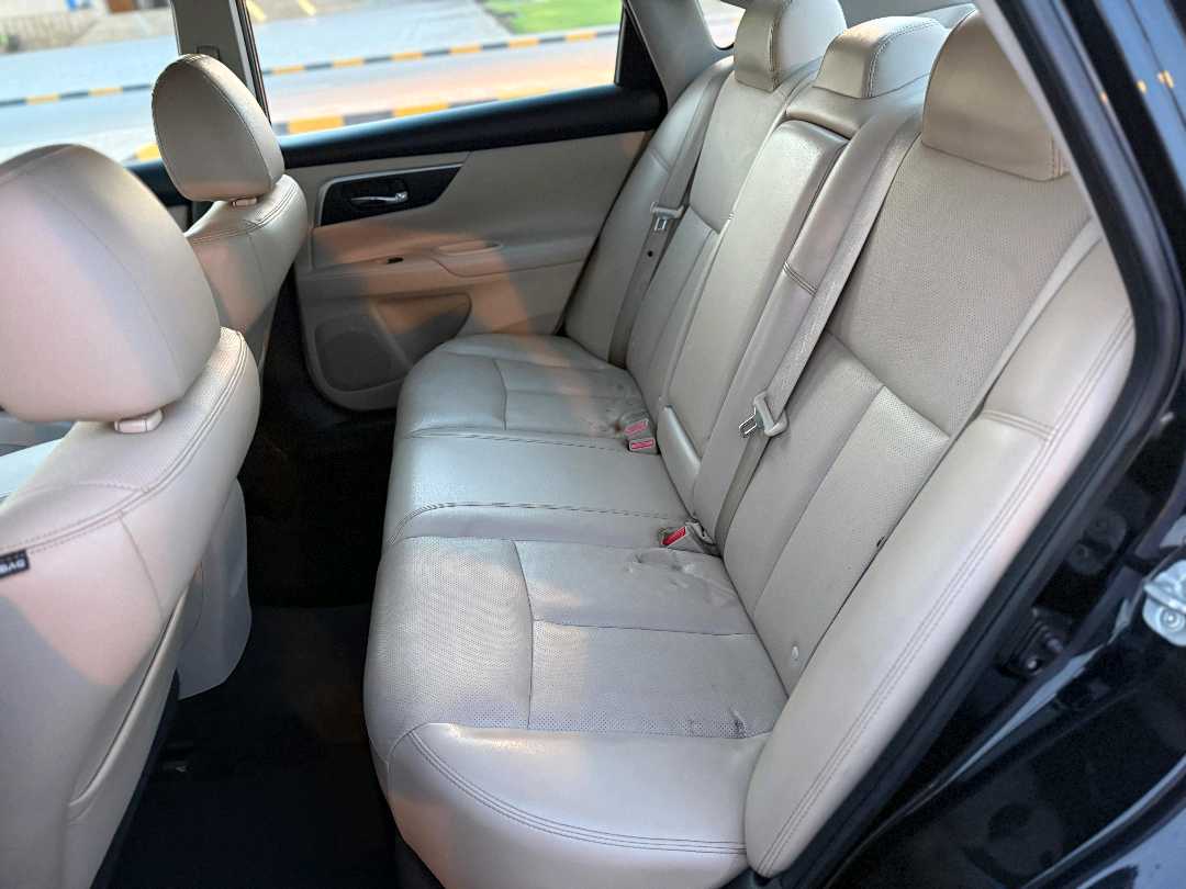Car Image 2018 NISSAN ALTIMA SL