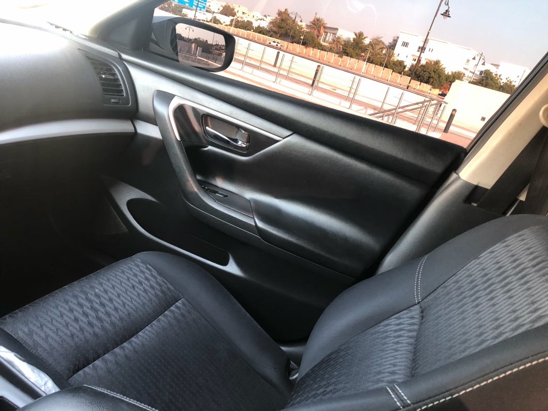 Car Image 2018 NISSAN ALTIMA S