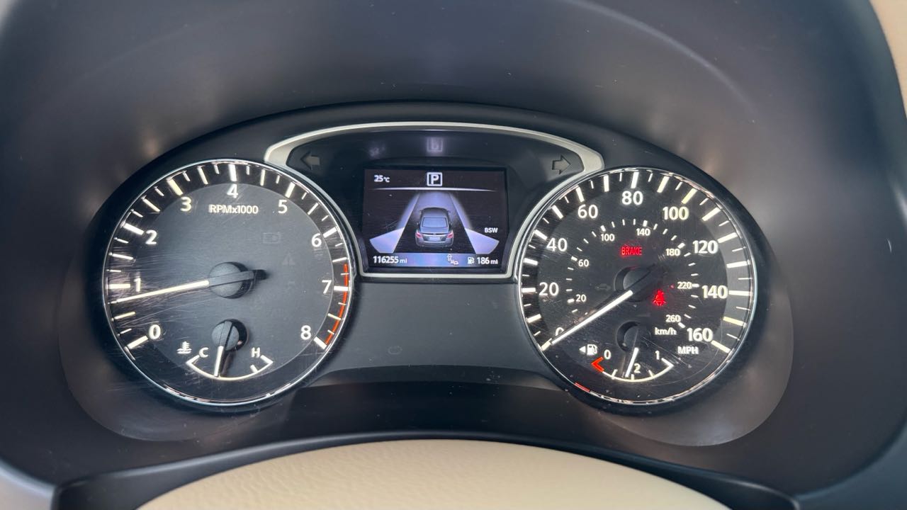 Car Image 2017 NISSAN ALTIMA SV
