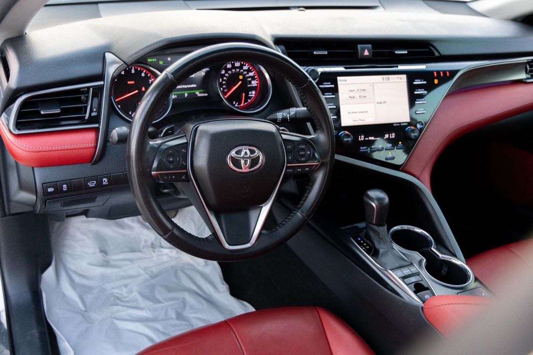 Car Image 2019 TOYOTA CAMRY XSE