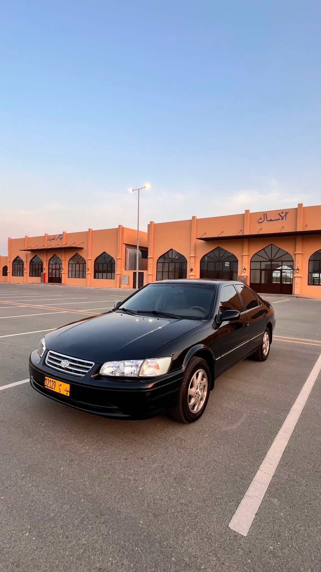 Car Image 2000 TOYOTA CAMRY GLE