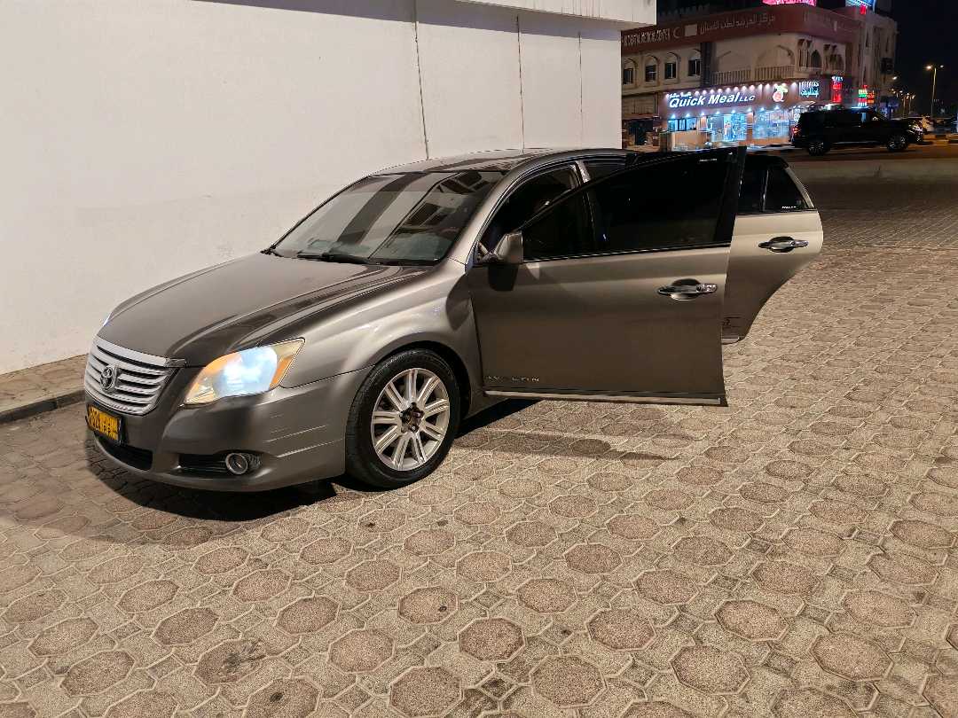 Car Image 2006 TOYOTA AVALON XL