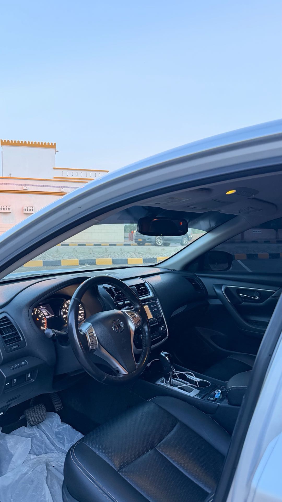 Car Image 2018 NISSAN ALTIMA SL