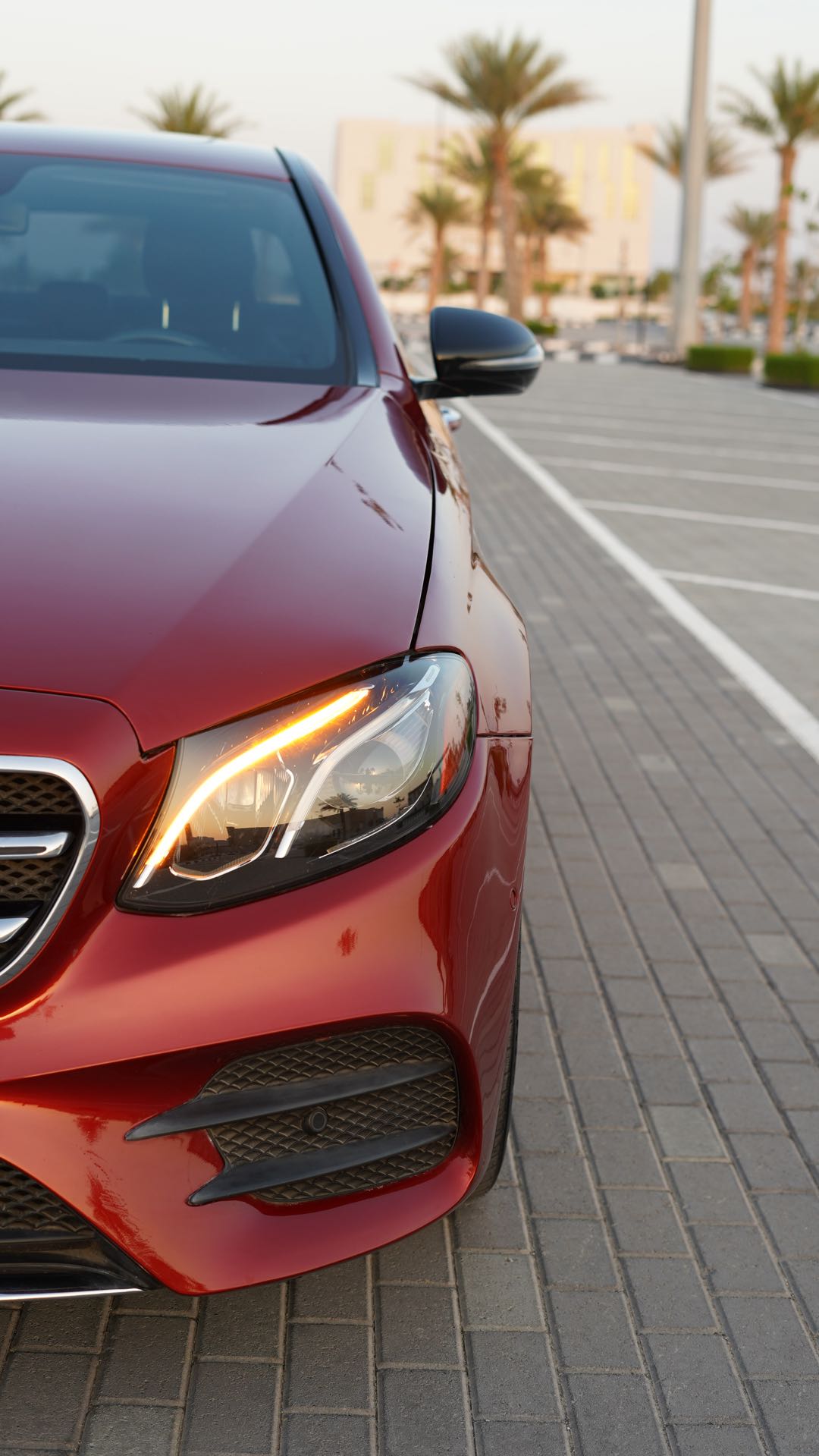 Car Image 2018 MERCEDES E Class 300