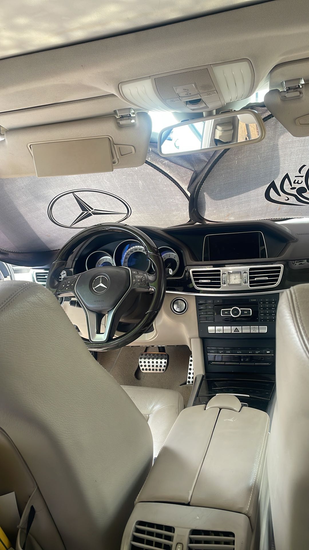 Car Image 2014 MERCEDES E Class 300