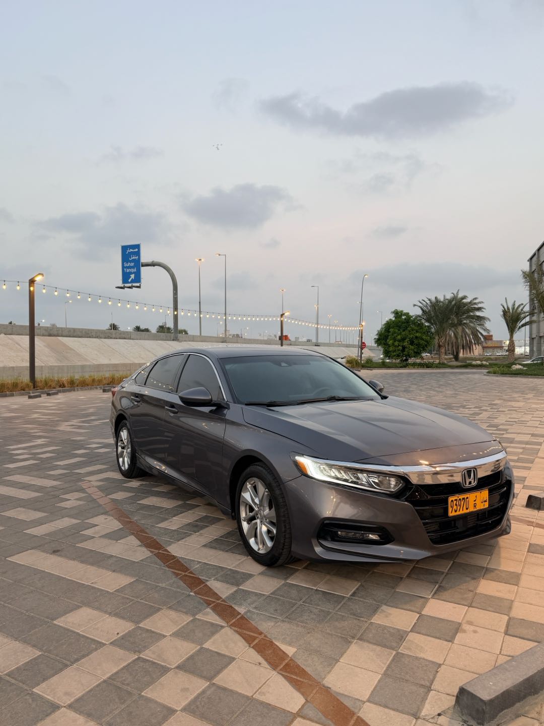 Car Image 2019 HONDA ACCORD LX