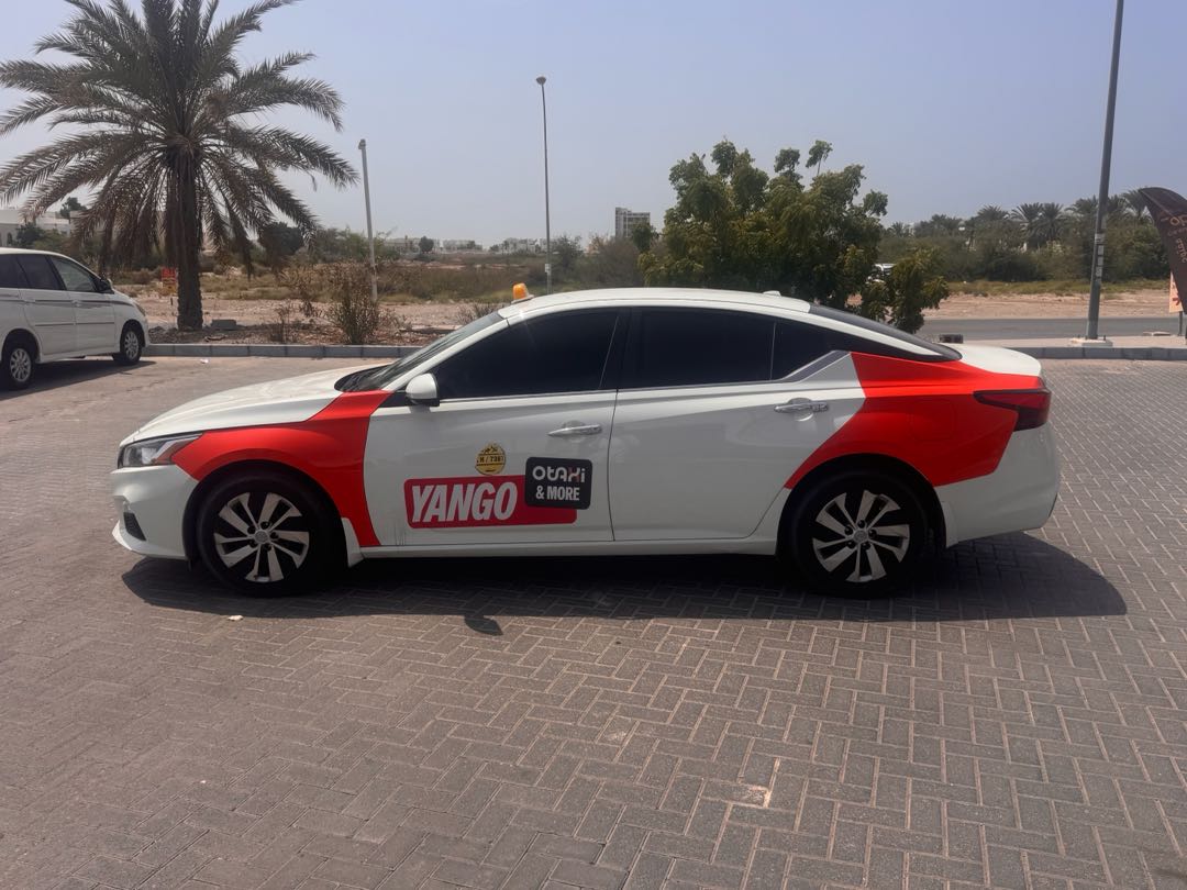 Car Image 2019 NISSAN ALTIMA S