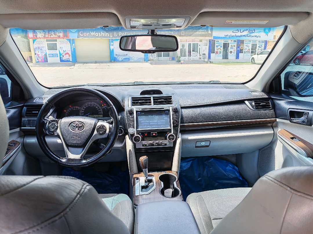 Car Image 2015 TOYOTA CAMRY GLX