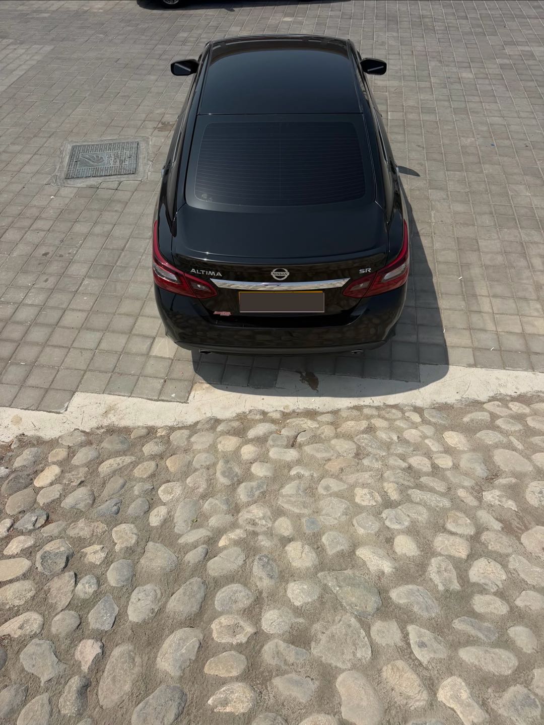 Car Image 2018 NISSAN ALTIMA SR