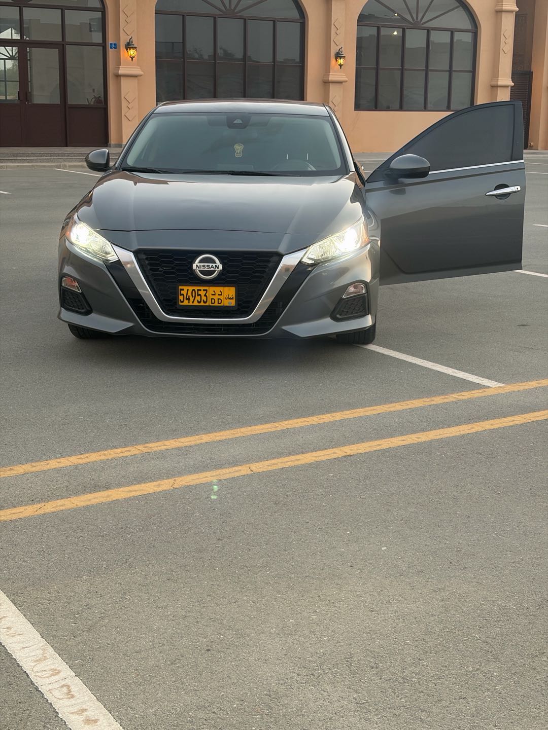 Car Image 2021 NISSAN ALTIMA SV