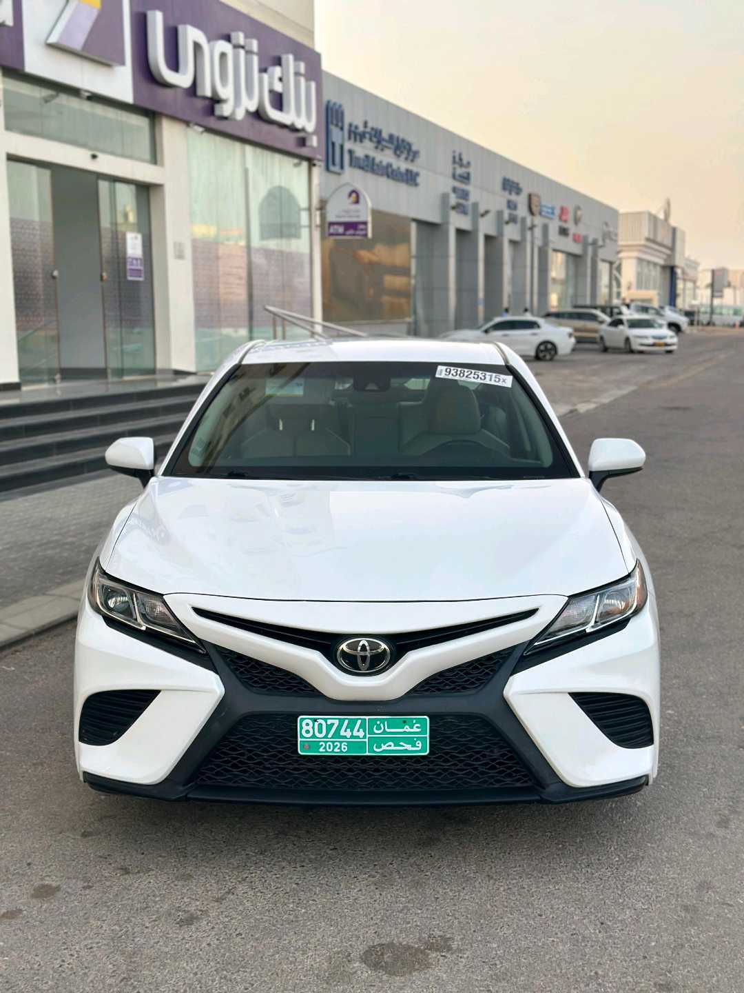 Car Image 2018 TOYOTA CAMRY SE