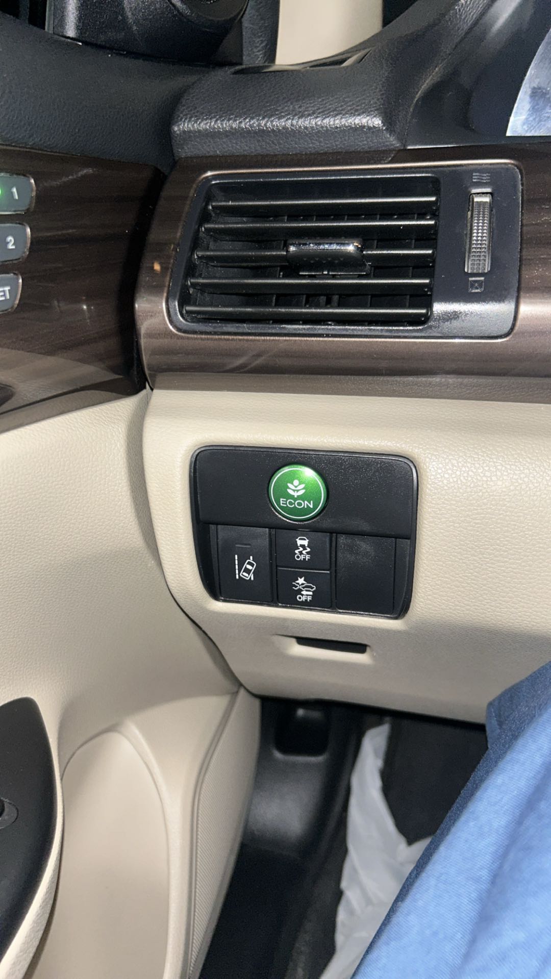 Car Image 2016 HONDA ACCORD EXL