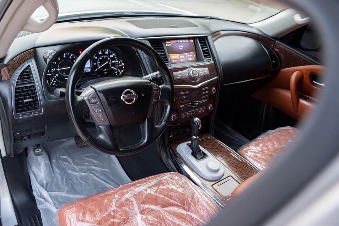 Car Image 2018 NISSAN ARMADA 