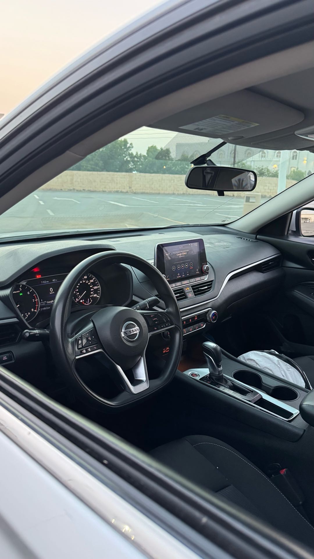 Car Image 2019 NISSAN ALTIMA SV