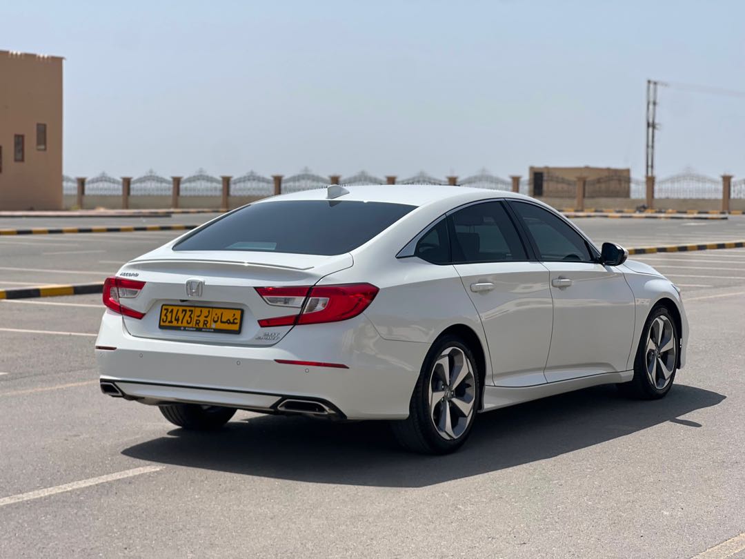 Car Image 2019 HONDA ACCORD SPORT