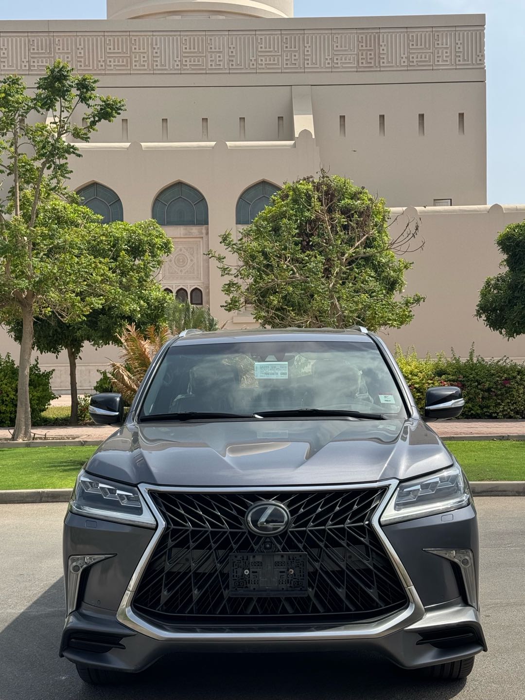 Car Image 2018 LEXUS LX 570
