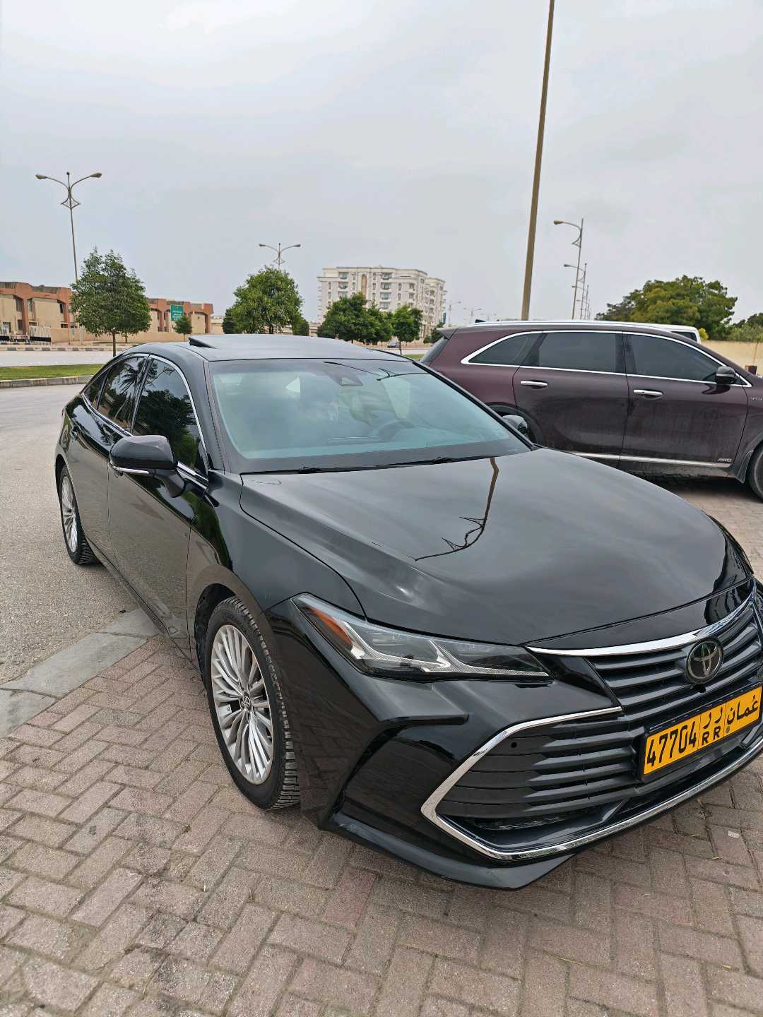 Car Image 2019 TOYOTA AVALON LIMITED
