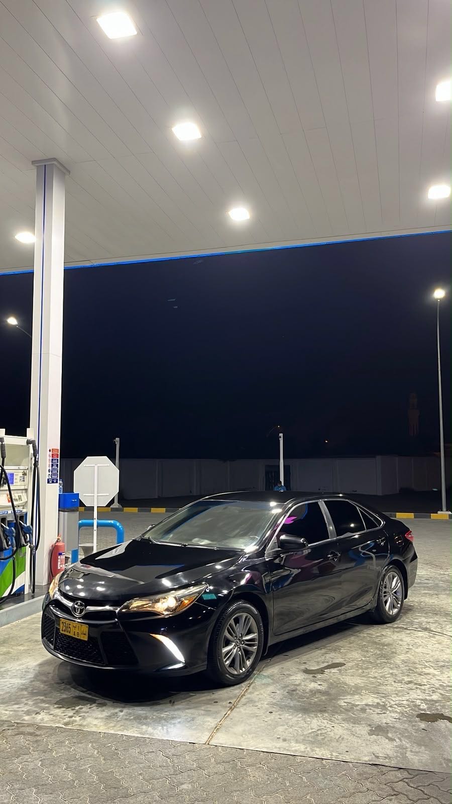 Car Image 2017 TOYOTA CAMRY SE
