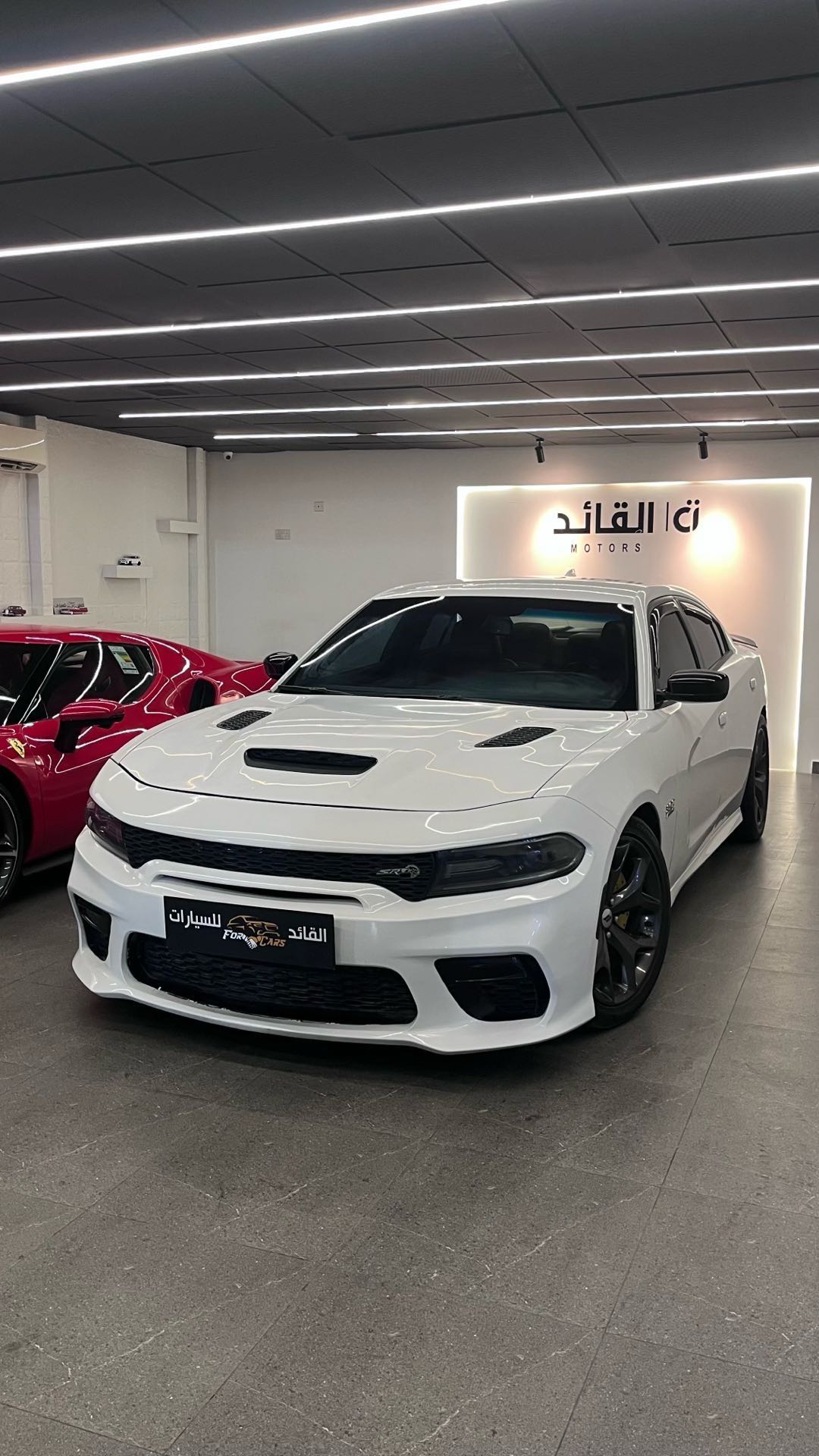 Car Image 2019 DODGE CHARGER SRT 392