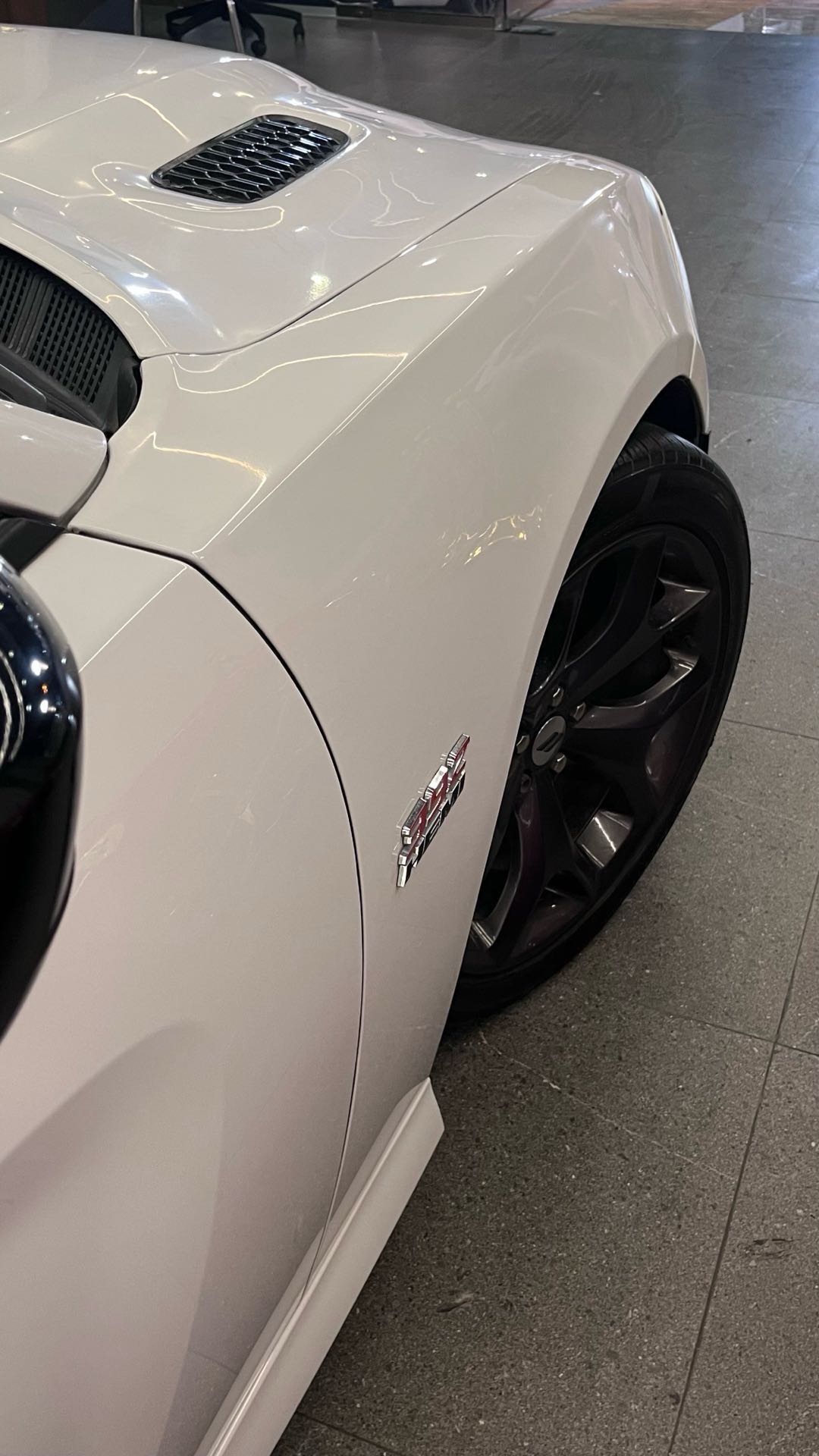 Car Image 2019 DODGE CHARGER SRT 392