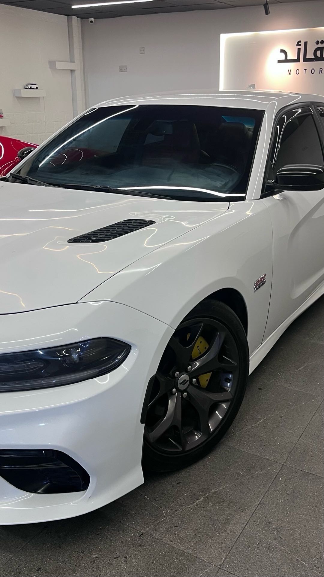 Car Image 2019 DODGE CHARGER SRT 392