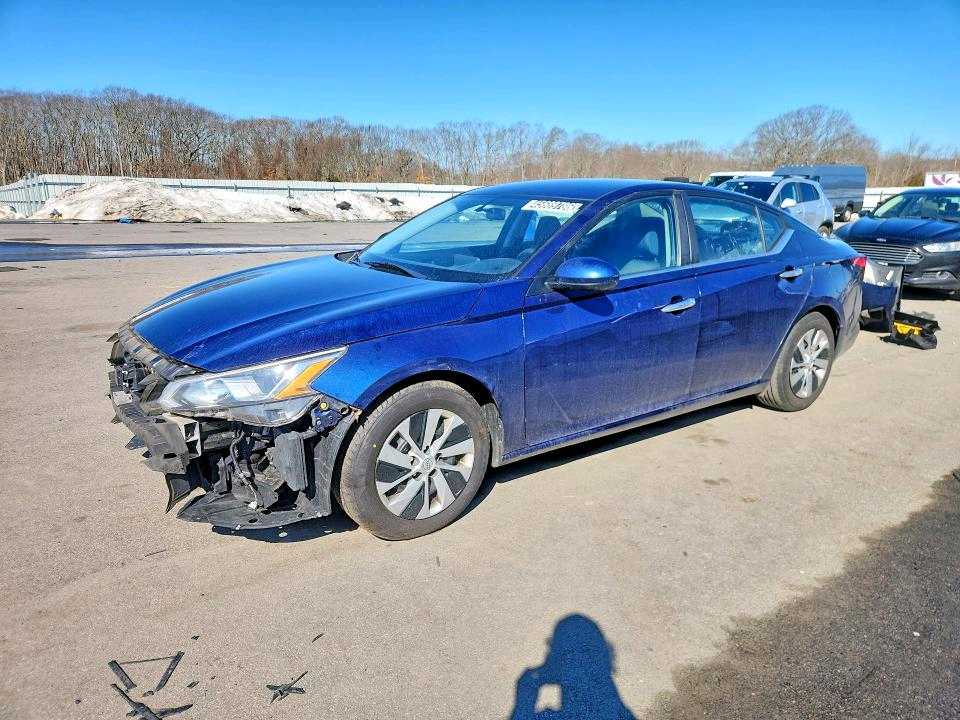 Car Image 2020 NISSAN ALTIMA S
