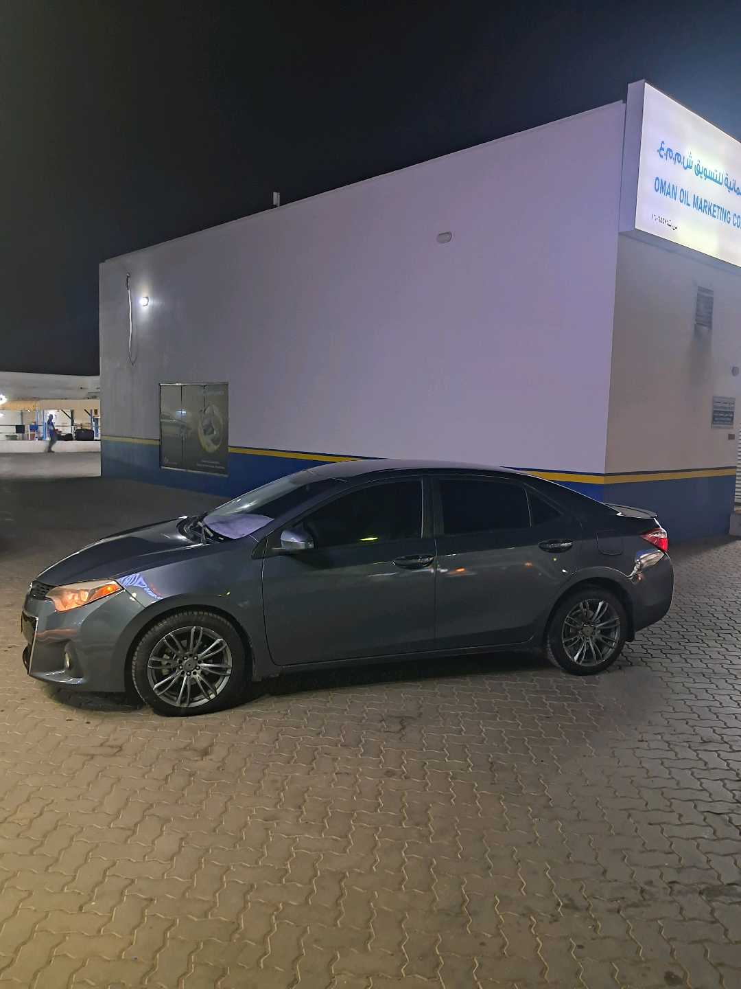 Car Image 2014 TOYOTA COROLLA SE
