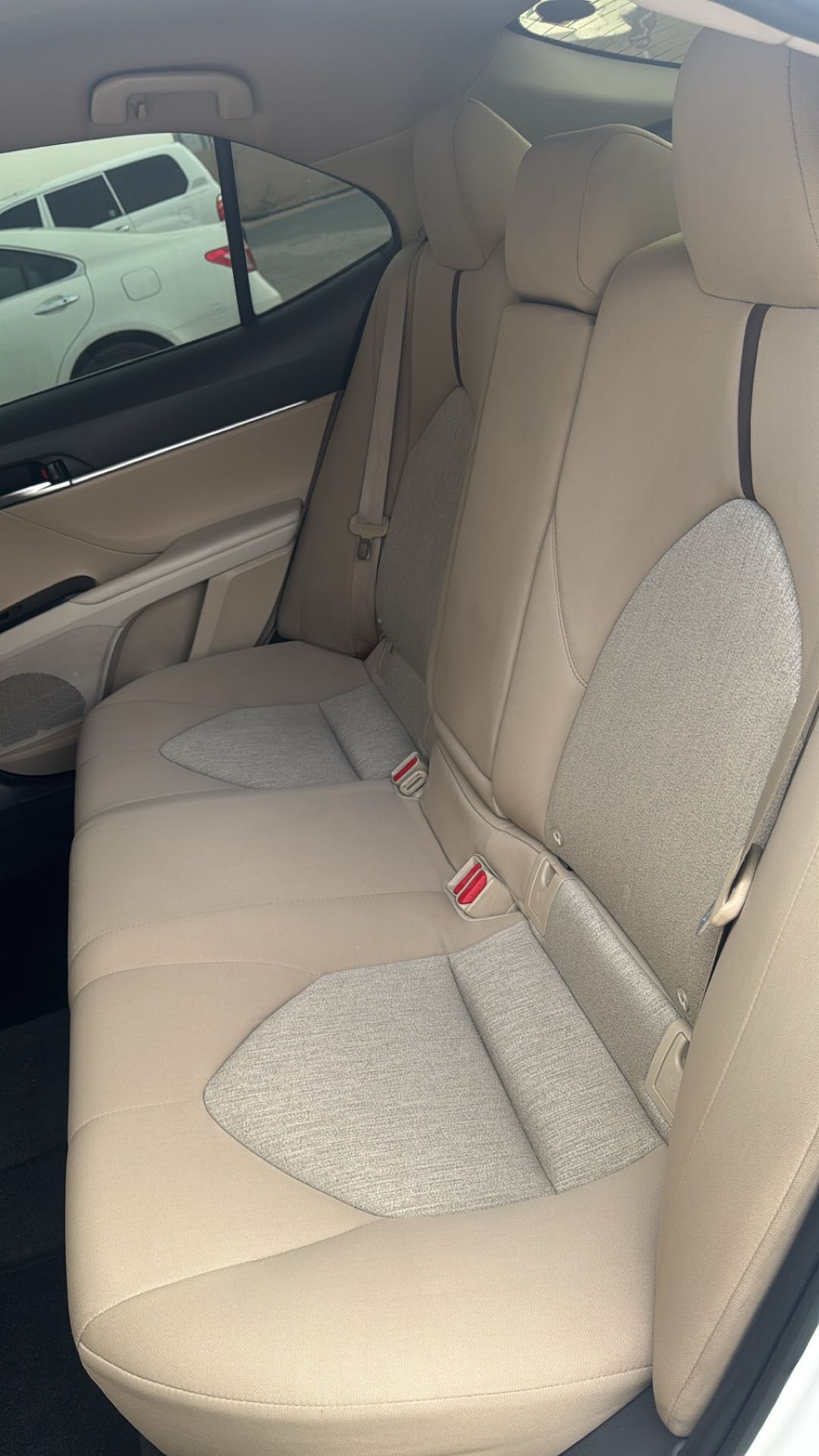 Car Image 2019 TOYOTA CAMRY GLE