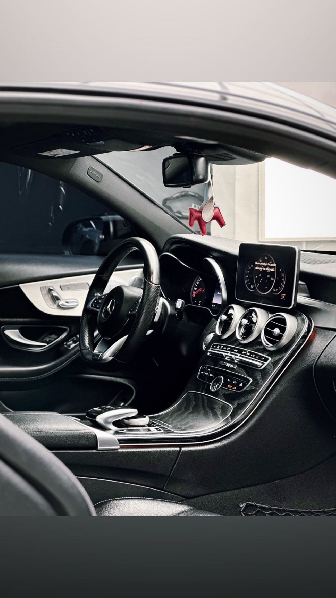 Car Image 2018 MERCEDES C Class 300