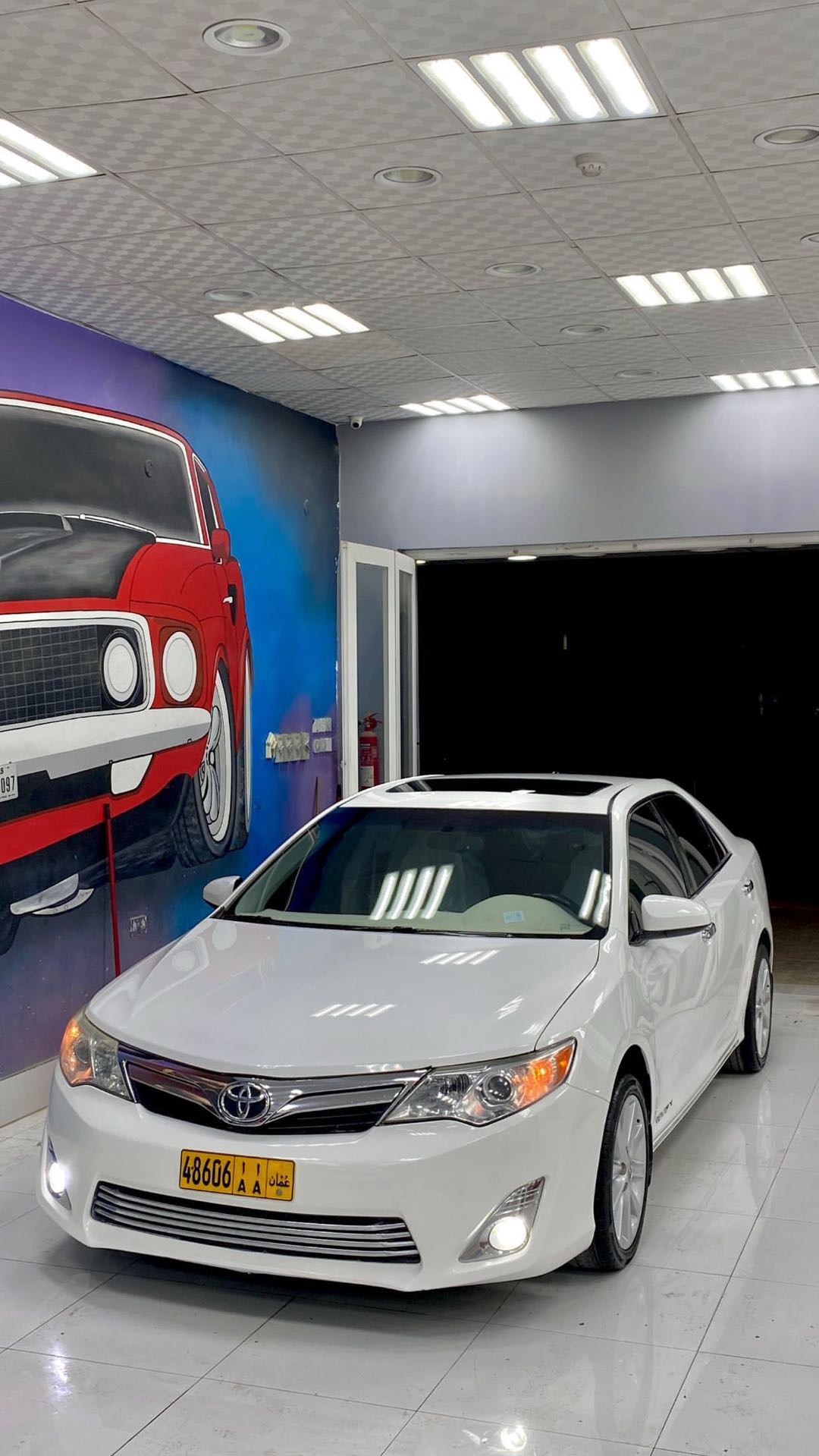 Car Image 2014 TOYOTA CAMRY XLE