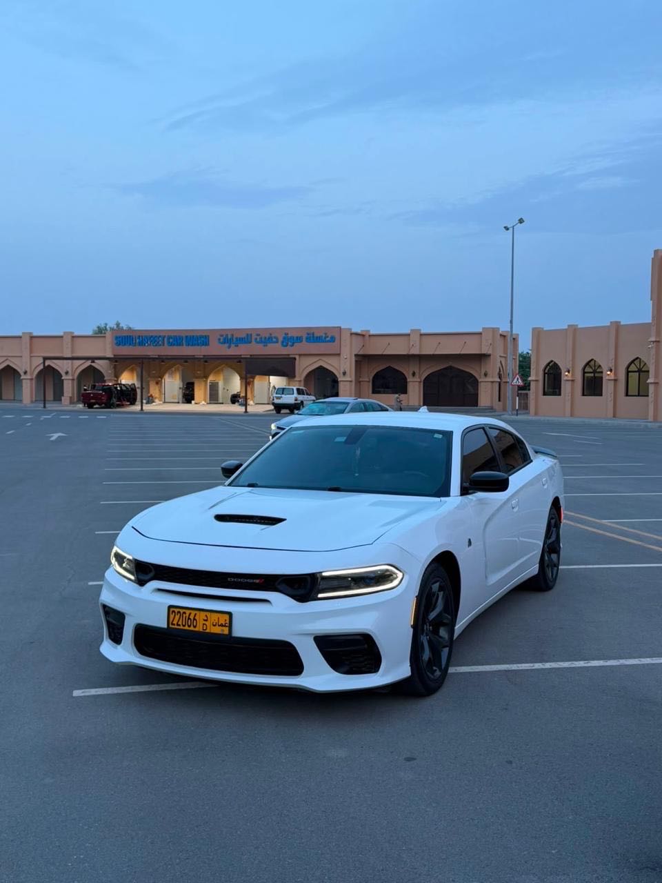 Car Image 2018 DODGE CHARGER SXT