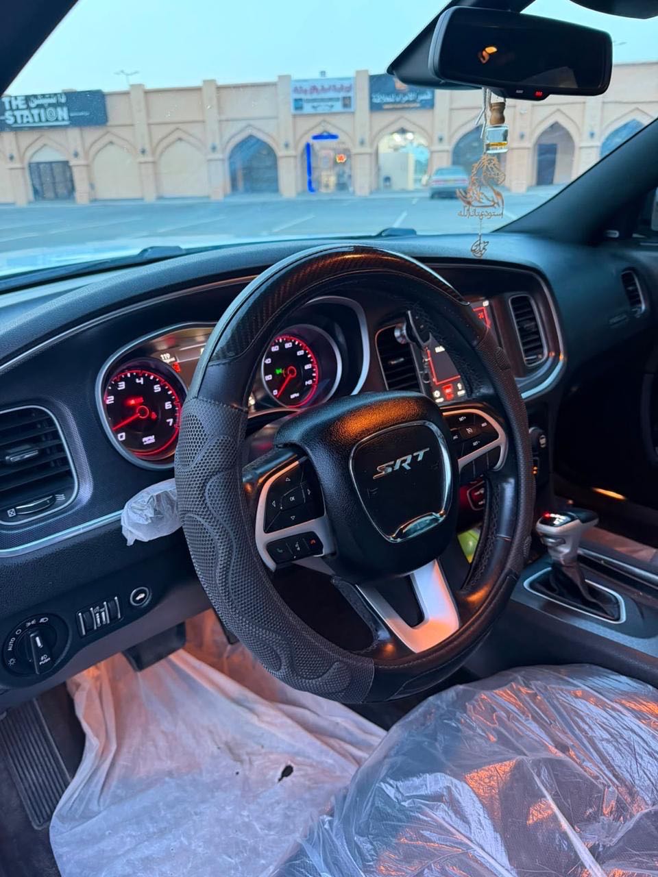 Car Image 2018 DODGE CHARGER SXT