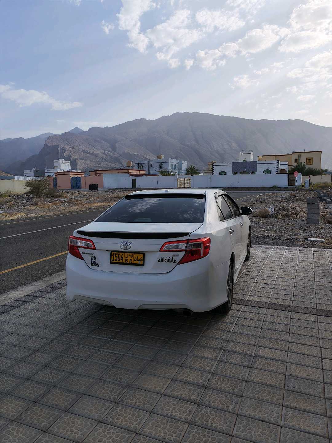 Car Image 2014 TOYOTA CAMRY SE