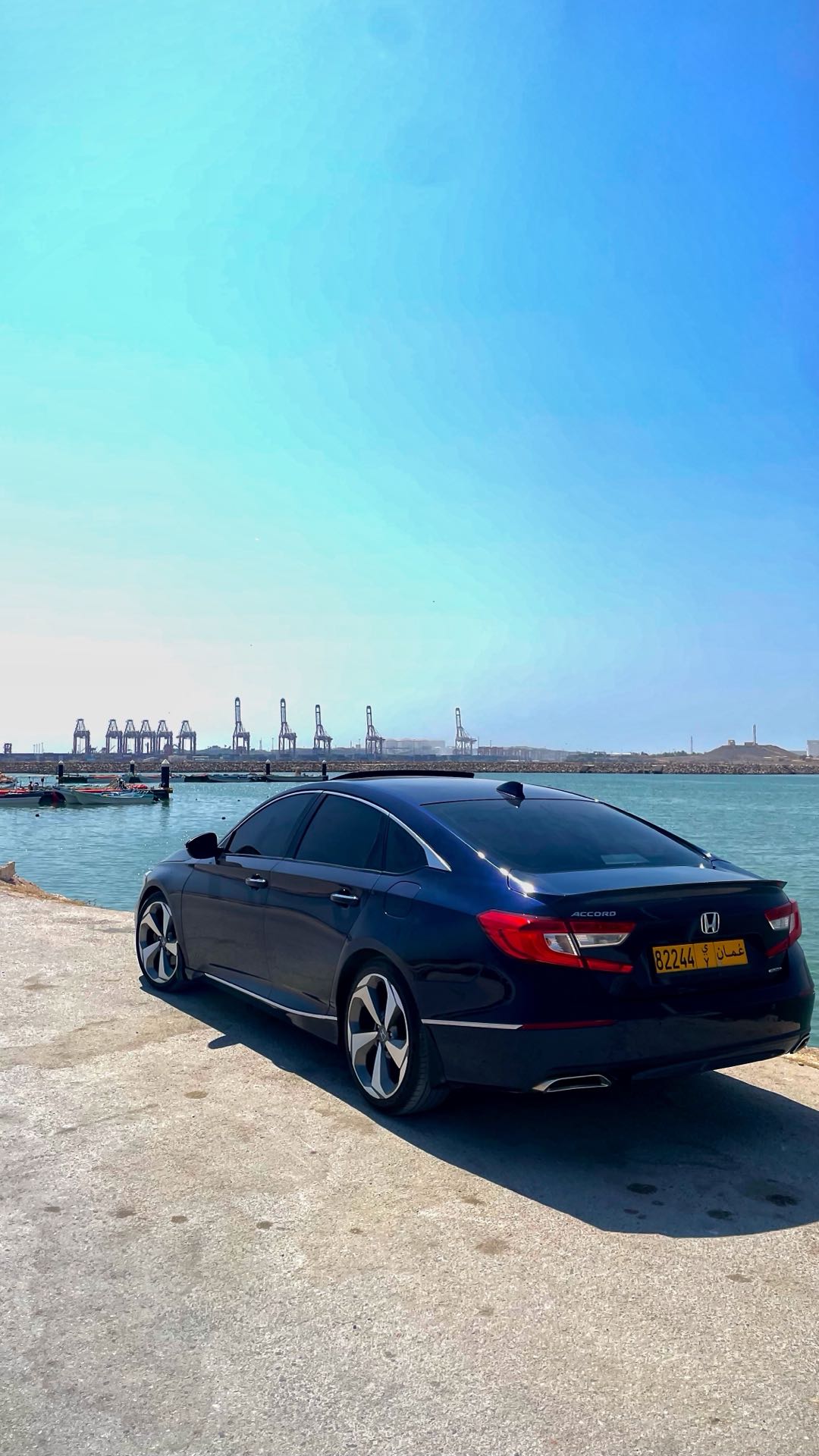 Car Image 2018 HONDA ACCORD TOURING