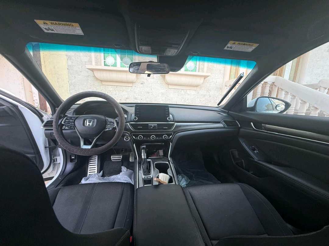 Car Image 2020 HONDA ACCORD SPORT