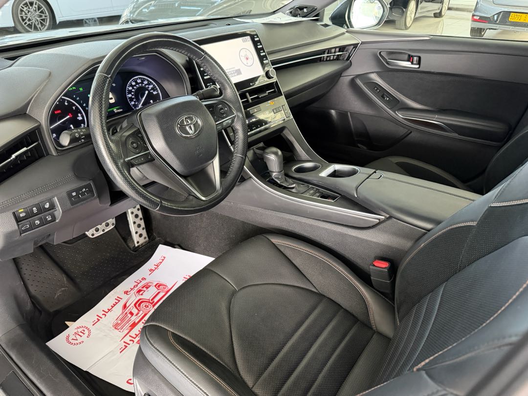 Car Image 2019 TOYOTA AVALON TOURING