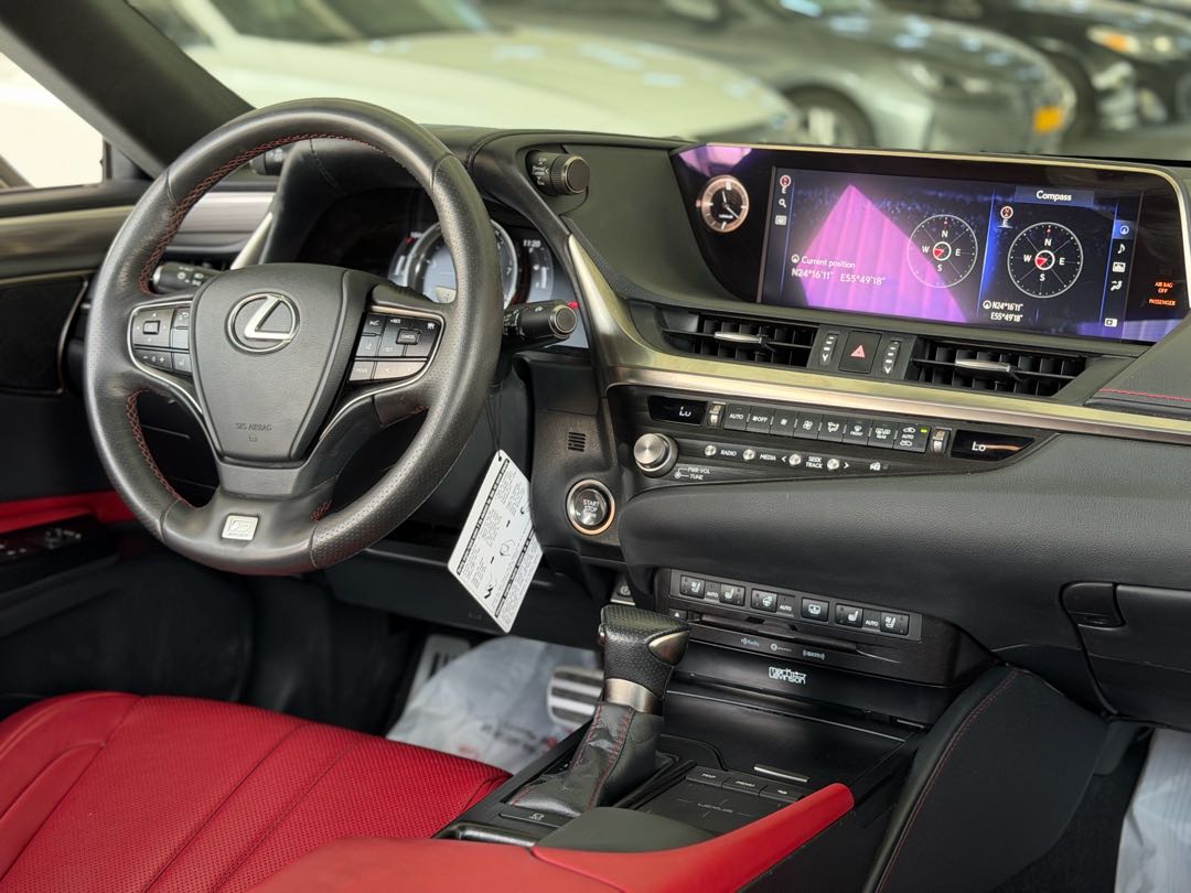 Car Image 2021 LEXUS ES F350