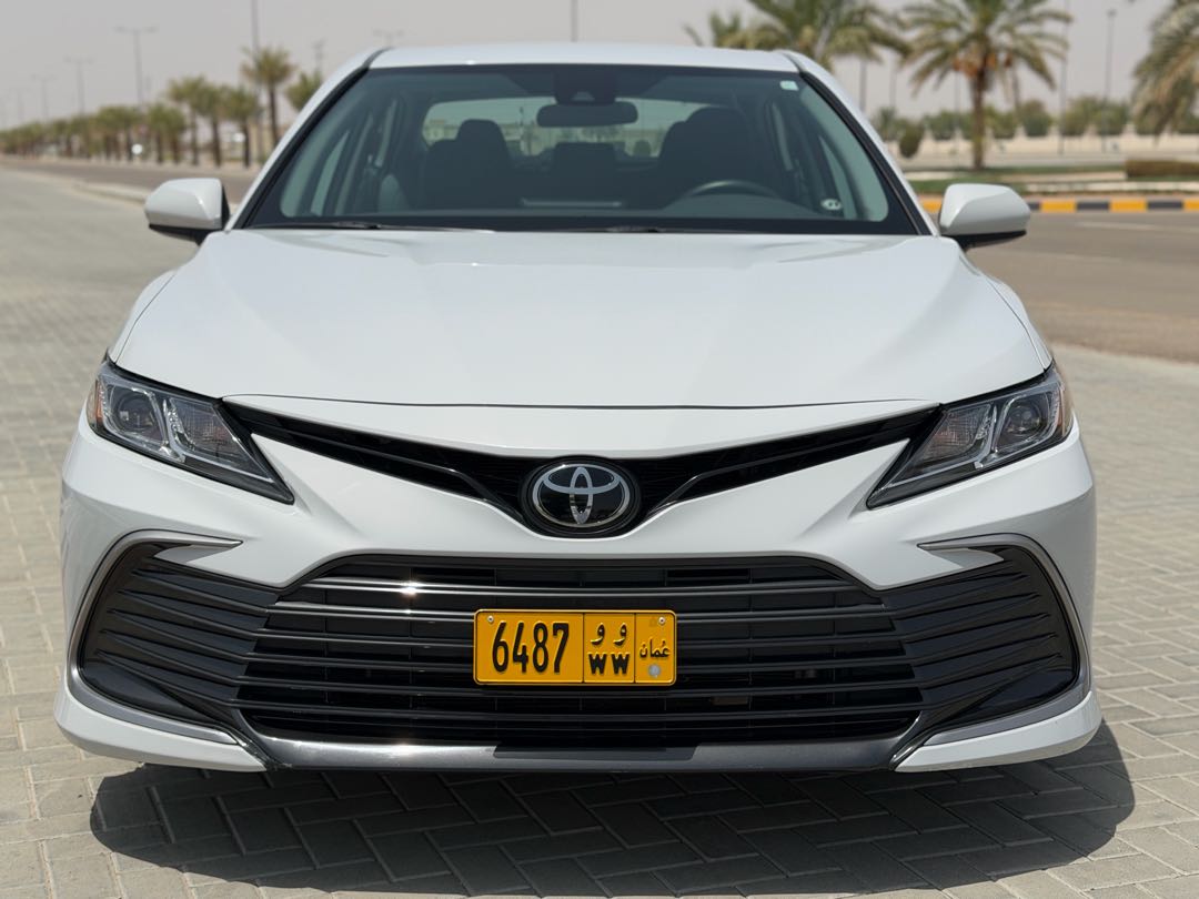 Car Image 2023 TOYOTA CAMRY LE