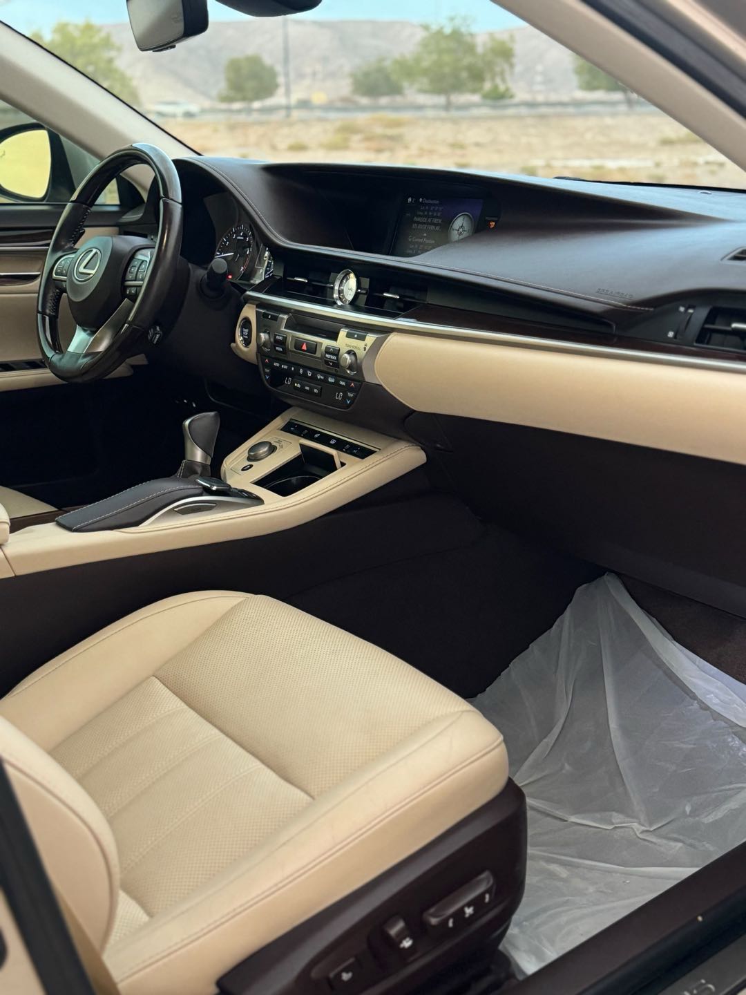 Car Image 2017 LEXUS ES 350