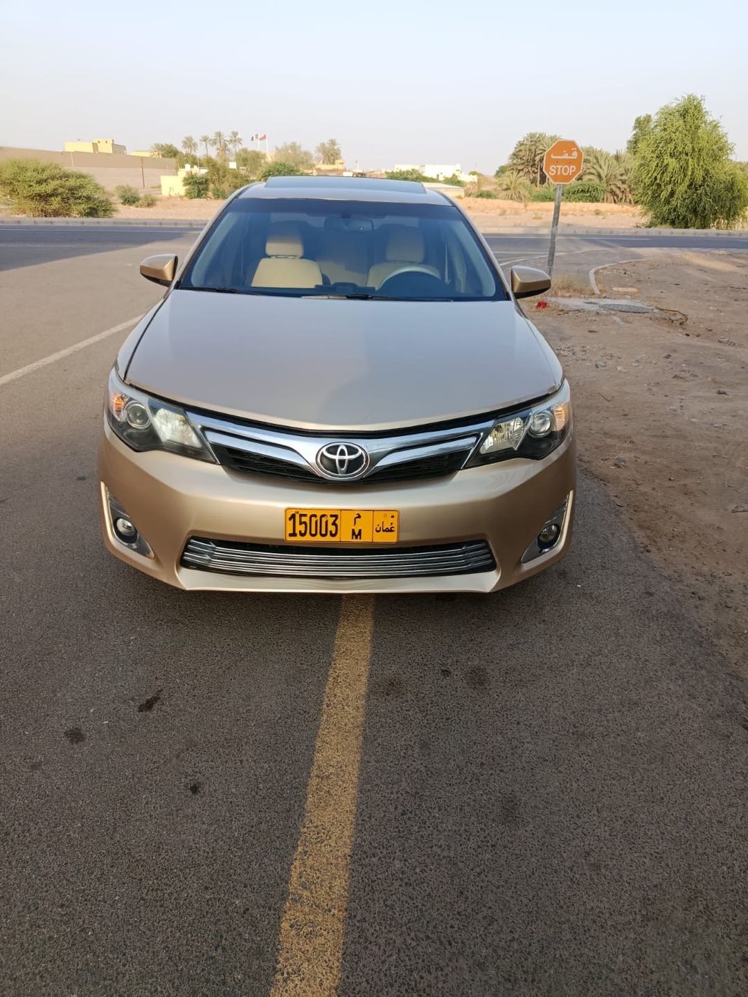Car Image 2012 TOYOTA CAMRY XLE
