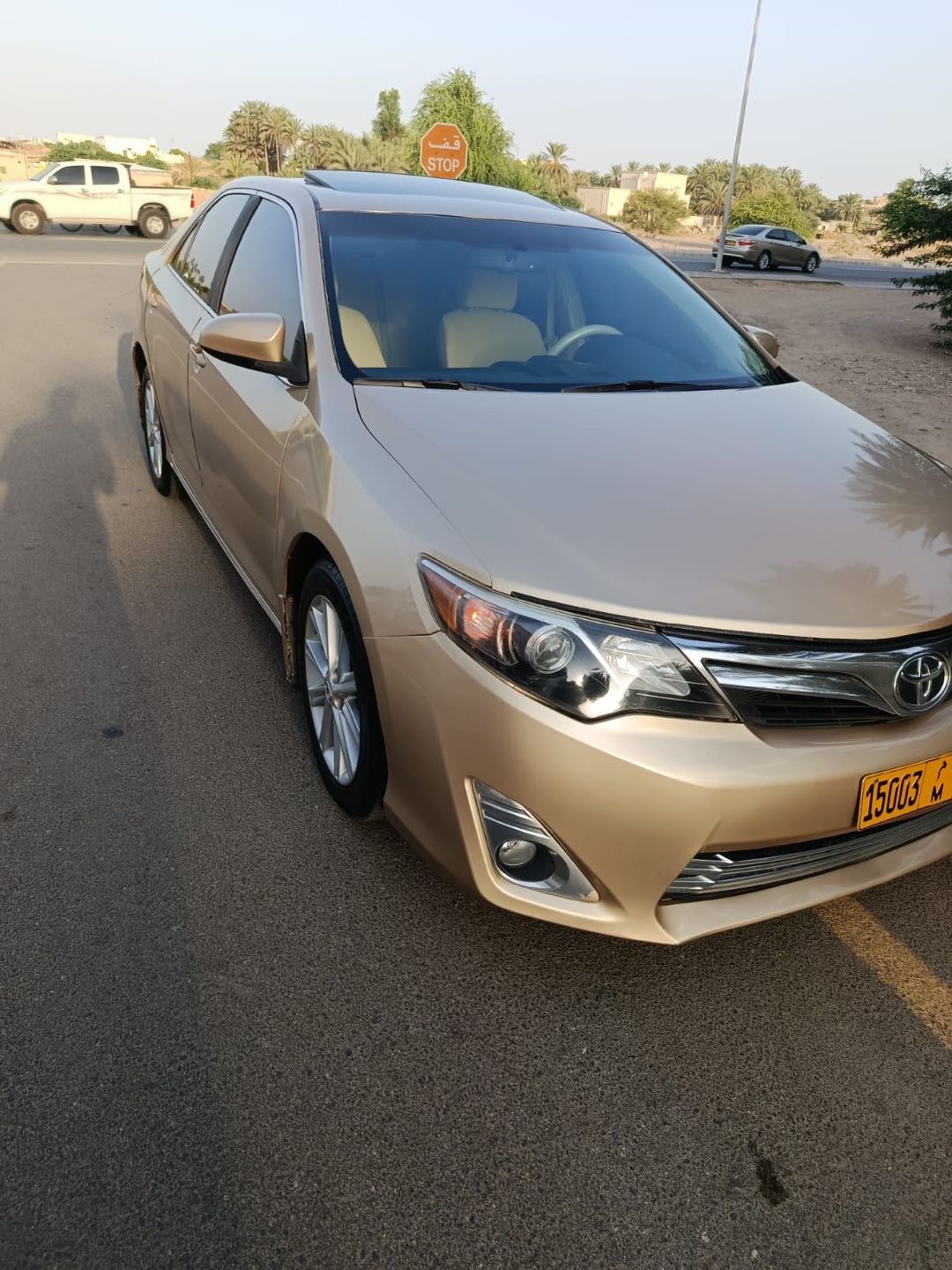 Car Image 2012 TOYOTA CAMRY XLE