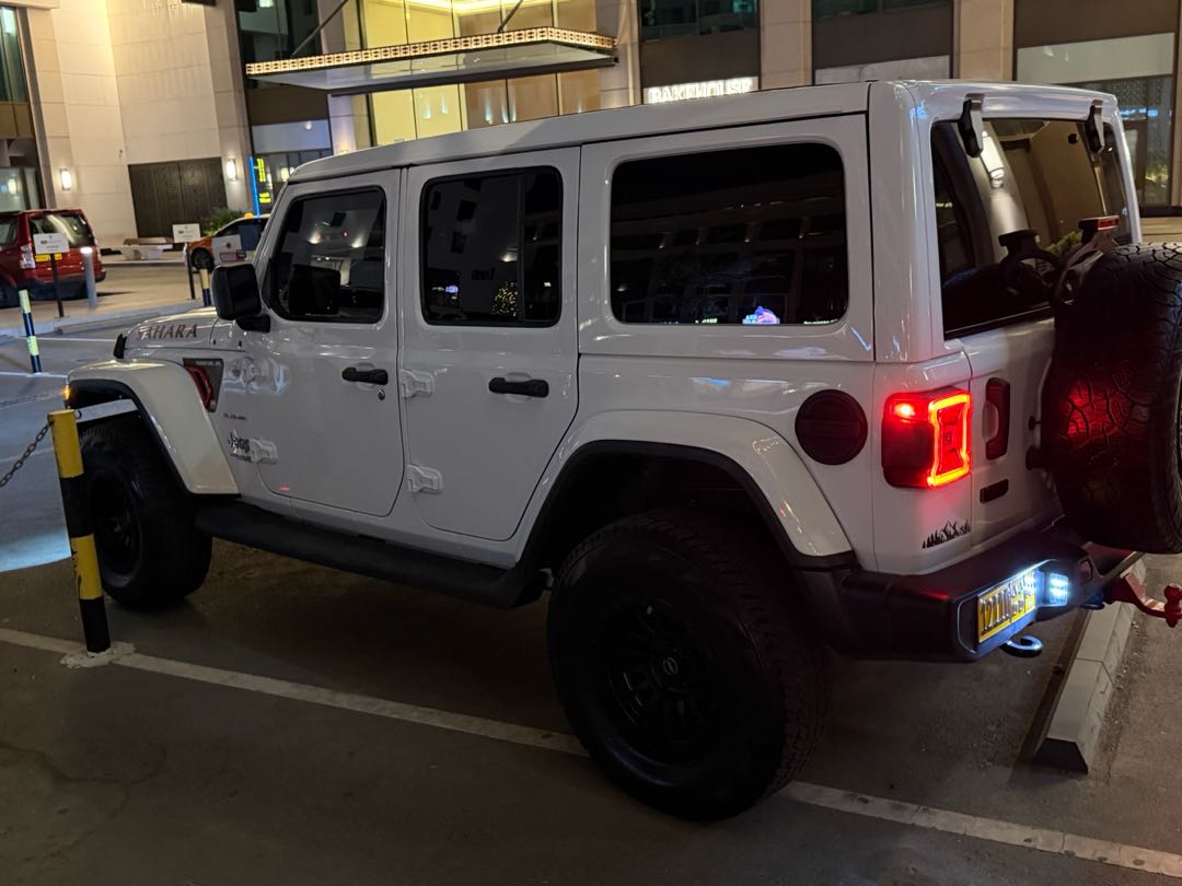 Car Image 2021 JEEP WRANGLER SAHARA