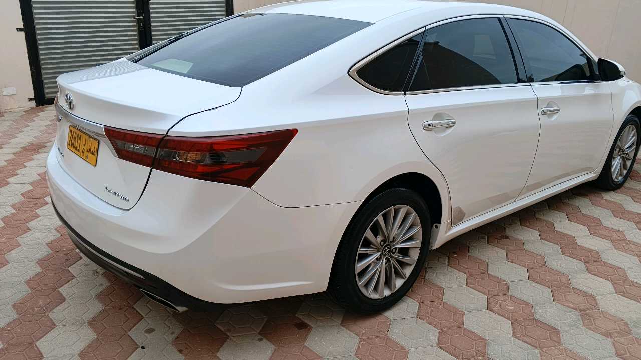 Car Image 2016 TOYOTA AVALON LIMITED