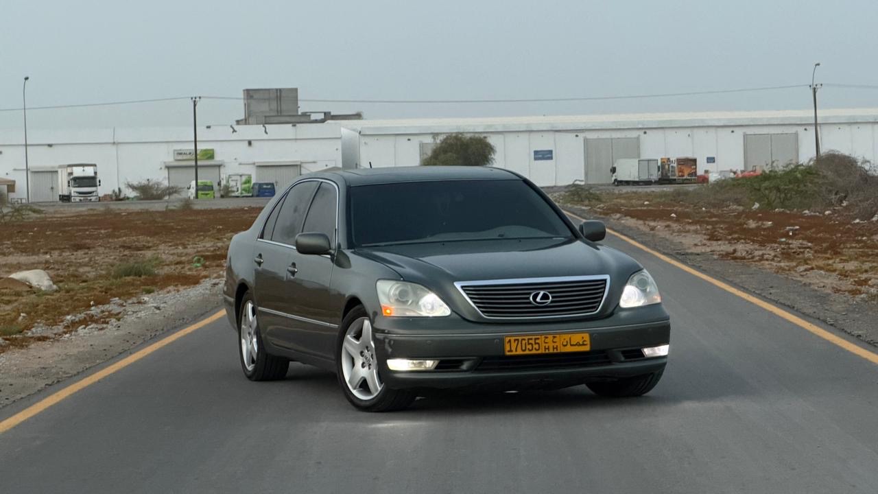 Car Image 2005 LEXUS LS 430