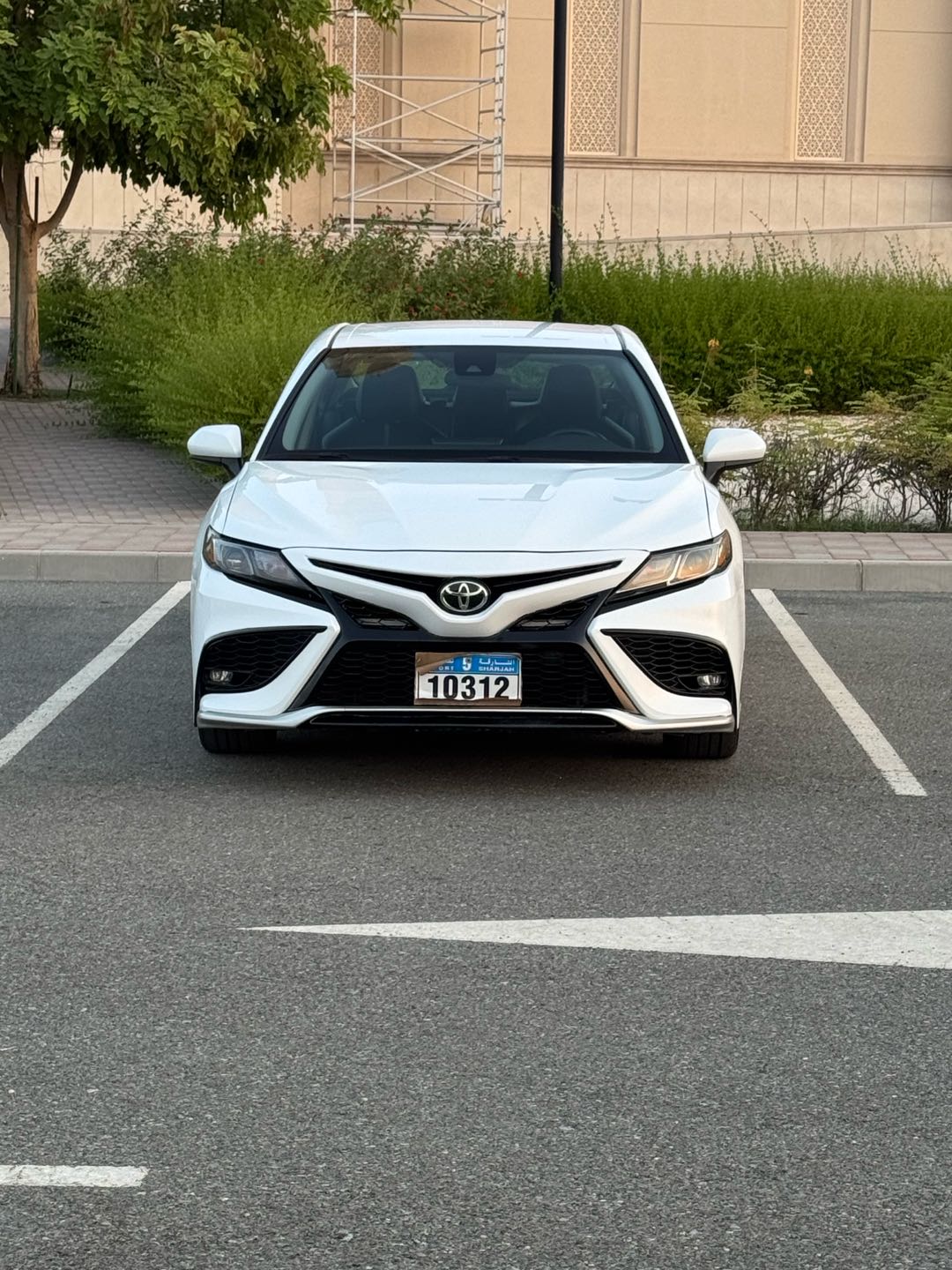 Car Image 2021 TOYOTA CAMRY SE