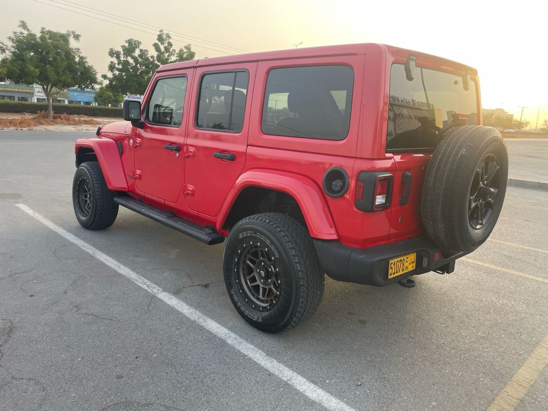 Car Image 2018 JEEP WRANGLER Sport