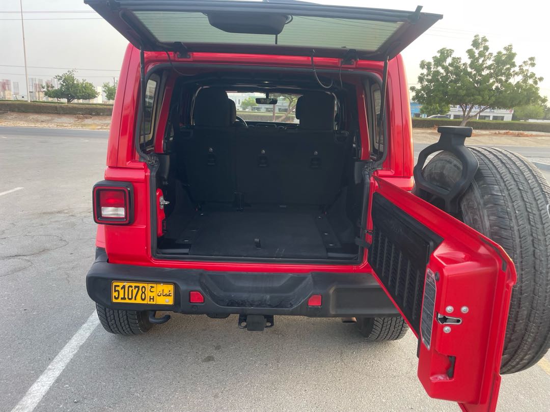 Car Image 2018 JEEP WRANGLER Sport